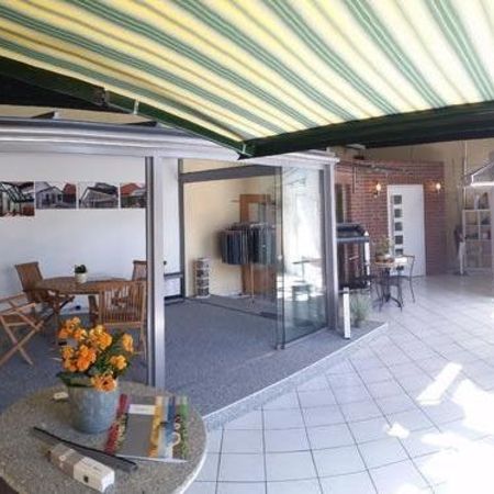 Ein Blick in die Ausstellungshalle